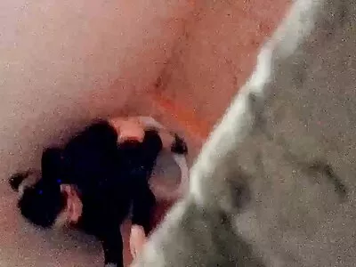 ടീച്ചർ ഹോളിസ് പ്രശ്നം ജോണി പരിഹരിക്കുന്നു