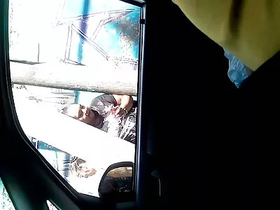 അബെല്ല ഡേഞ്ചറും ലൂണ സ്റ്റാറും അഡ്രിയാന ചേച്ചിയും സോഫയിൽ കമിഴ്ന്നു നിൽക്കുന്നു