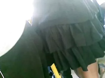 മിയ ബാംഗ് ബ്ലാക്ക് വാങിനെ സ്നേഹിക്കുന്നു
